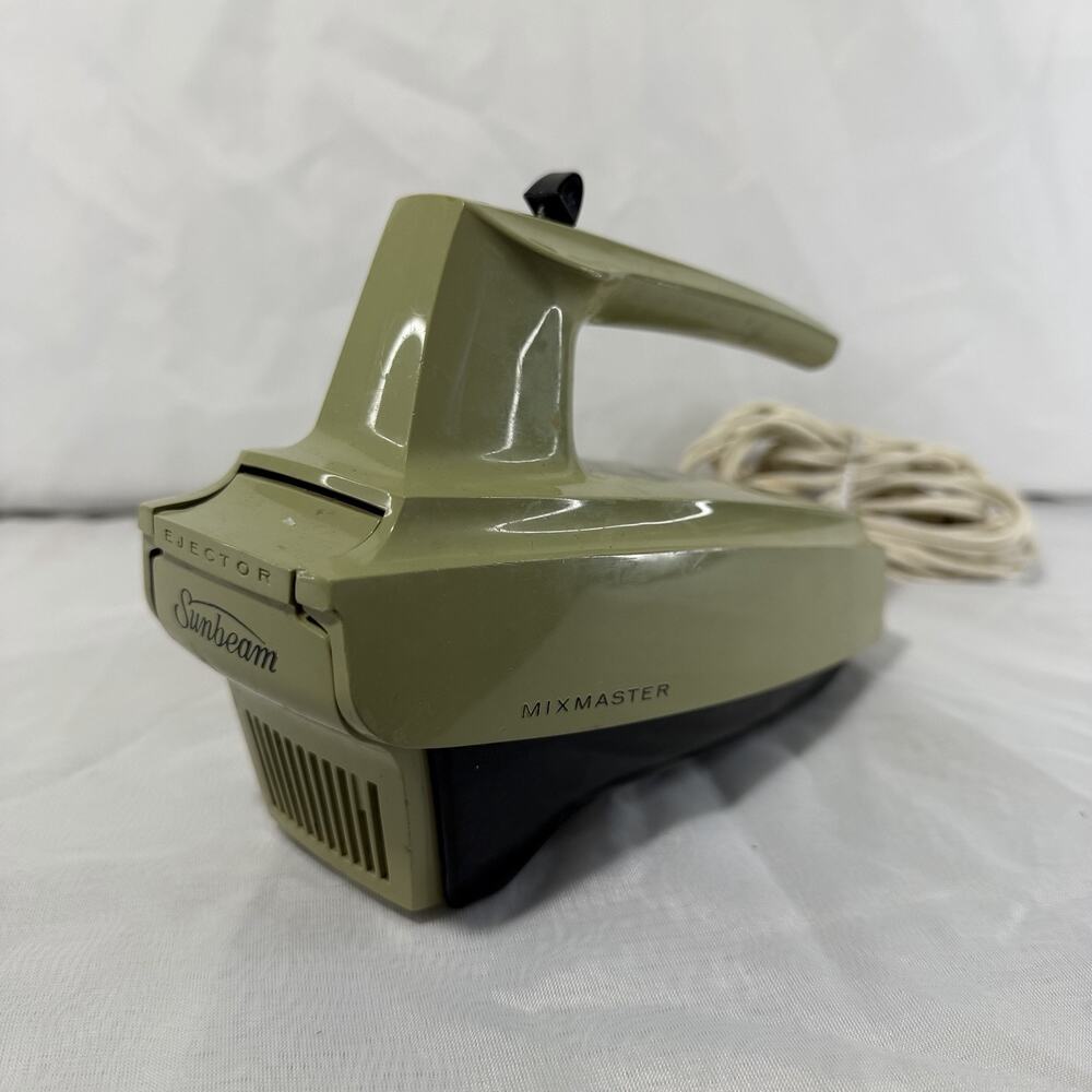 Vintage SUNBEAM MIXMASTER 3-speed Electric Hand Mixer HM-N Olive Green Working